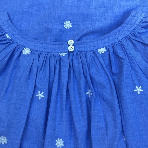 Pull over blouse - Picture 9 of 9